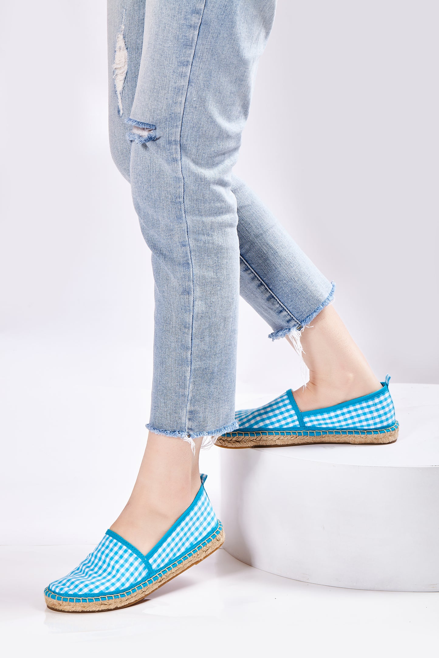 TALAMANTRA Handmade Women's Pink/Blue Gingham Espadrille